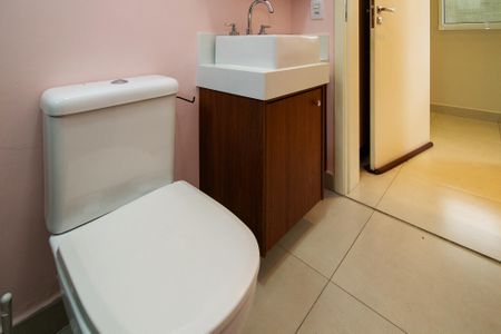 Casa de condomínio para alugar com 160m², 3 quartos e 3 vagas Casa de condomínio para alugar com 160m², 3 quartos e 3 vagasBanheiro Quarto 2