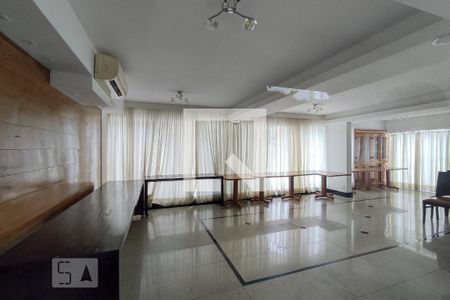 Apartamento para alugar com 47m², 1 quarto e sem vaga