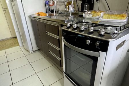 Apartamento à venda com 48m², 2 quartos e 1 vagaCozinha 