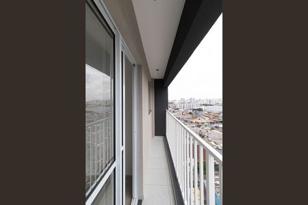 Varanda Sala  de apartamento para alugar com 2 quartos, 39m² em Parque Maria Luiza, São Paulo