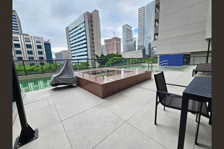 Studio para alugar com 31m², 1 quarto e sem vaga Studio para alugar com 31m², 1 quarto e sem vagaÁrea comum - Piscina