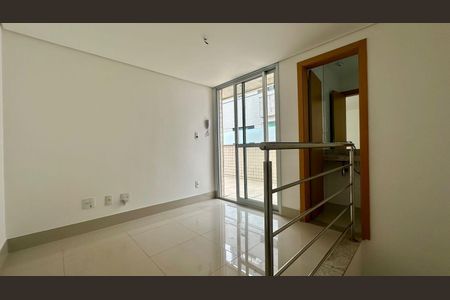 Sala 2 de apartamento à venda com 3 quartos, 136m² em Prado, Belo Horizonte