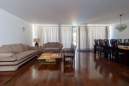 Sala de casa para alugar com 4 quartos, 559m² em Brooklin, São Paulo