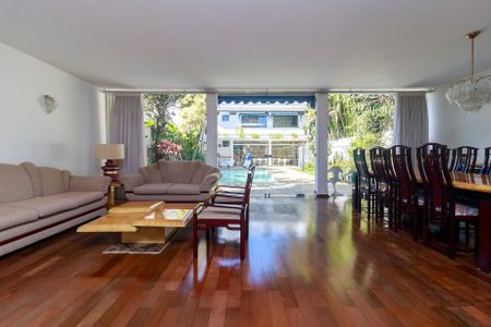 Casa para alugar com 4 quartos, 559m² em Brooklin, São Paulo