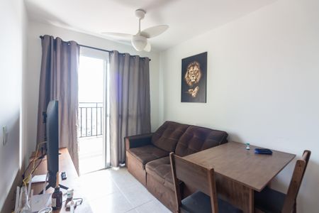 Sala  de apartamento para alugar com 2 quartos, 47m² em Loteamento Reserva Raposo, Osasco