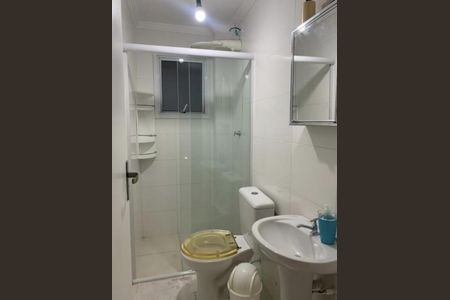 Banheiro de apartamento para alugar com 2 quartos, 58m² em Aviação, Praia Grande