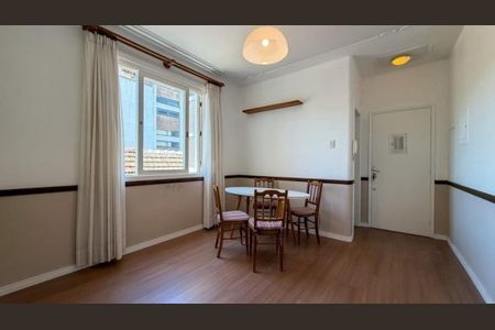 Sala de apartamento para alugar com 2 quartos, 60m² em Independência, Porto Alegre