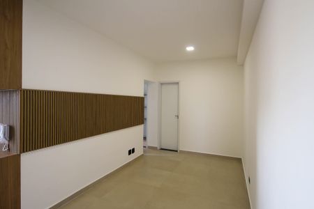 Sala de apartamento para alugar com 2 quartos, 45m² em Vila Fernandes, São Paulo