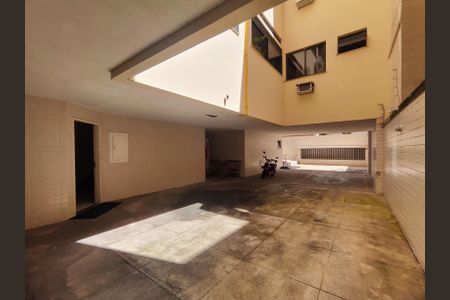 Apartamento à venda com 300m², 3 quartos e 3 vagasÁrea Comum Garagem