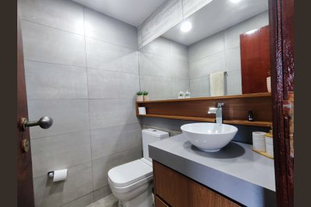 Apartamento à venda com 300m², 3 quartos e 3 vagasCobertura Banheiro