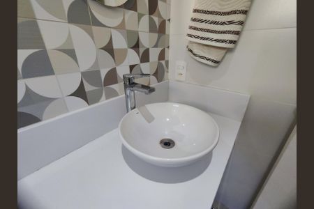 Apartamento à venda com 300m², 3 quartos e 3 vagasBanheiro da Suíte 2