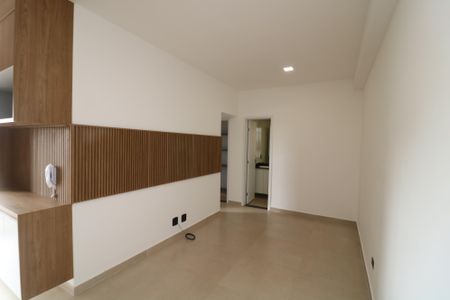 Sala de apartamento para alugar com 2 quartos, 45m² em Vila Fernandes, São Paulo