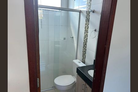 Casa para alugar com 202m², 3 quartos e 2 vagasBanheiro 