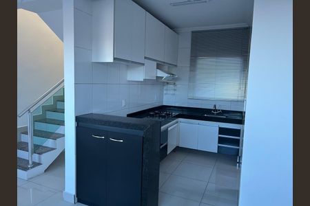 Casa para alugar com 202m², 3 quartos e 2 vagasCozinha