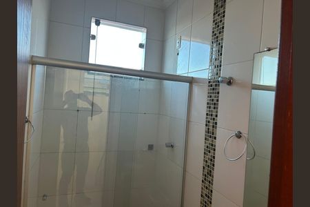 Casa para alugar com 202m², 3 quartos e 2 vagasBanheiro 1