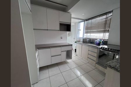 Cozinha de apartamento à venda com 3 quartos, 90m² em Indianópolis, São Paulo