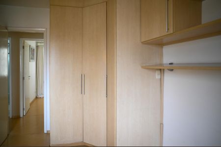 Apartamento para alugar com 95m², 4 quartos e 2 vagasQuarto 2