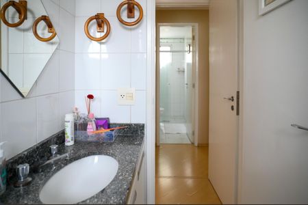 Apartamento para alugar com 95m², 4 quartos e 2 vagasBanheiro Quarto 4 - Suite