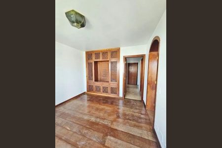 Apartamento à venda com 283m², 4 quartos e 5 vagasQuarto 1