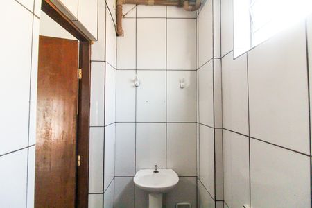 Casa para alugar com 40m², 1 quarto e sem vaga Casa para alugar com 40m², 1 quarto e sem vagaBanheiro