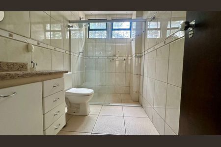 Apartamento à venda com 210m², 4 quartos e 2 vagasBanheiro 