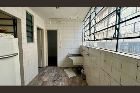 Apartamento à venda com 210m², 4 quartos e 2 vagasÁrea de serviço 