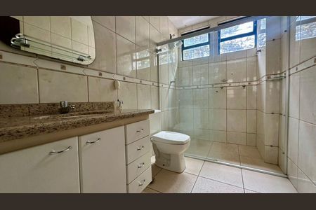 Apartamento à venda com 210m², 4 quartos e 2 vagasBanheiro 