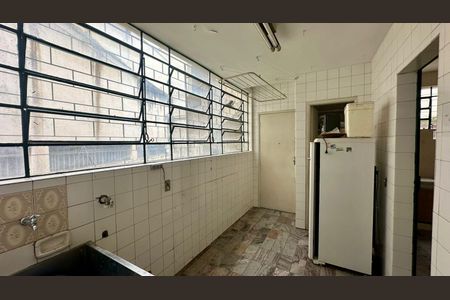 Apartamento à venda com 210m², 4 quartos e 2 vagasÁrea de serviço 