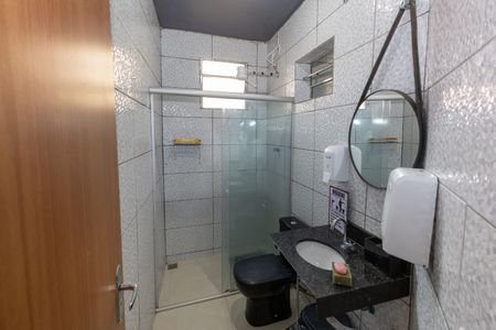 Casa para alugar com 250m², 5 quartos e 1 vagaBanheiro 2