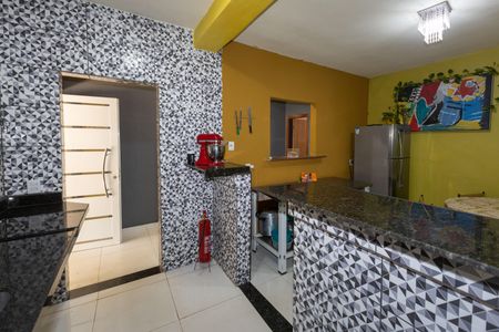 Casa para alugar com 250m², 5 quartos e 1 vagaCozinha