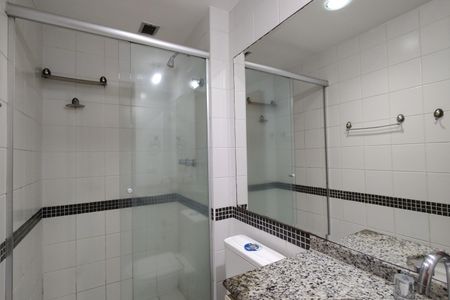 Apartamento à venda com 66m², 2 quartos e 1 vagaBanheiro da Suíte