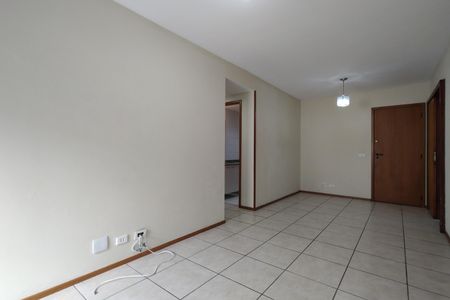 Apartamento à venda com 66m², 2 quartos e 1 vagaSala