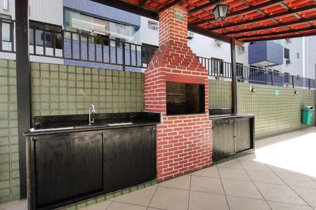 Apartamento à venda com 66m², 2 quartos e 1 vagaÁrea comum - Churrasqueira