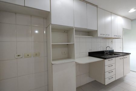 Apartamento à venda com 66m², 2 quartos e 1 vagaCozinha - Armários