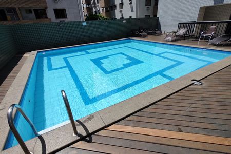Apartamento à venda com 66m², 2 quartos e 1 vagaÁrea comum - Piscina