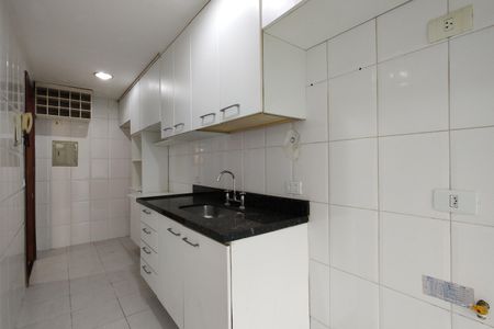 Apartamento à venda com 66m², 2 quartos e 1 vagaCozinha - Armários