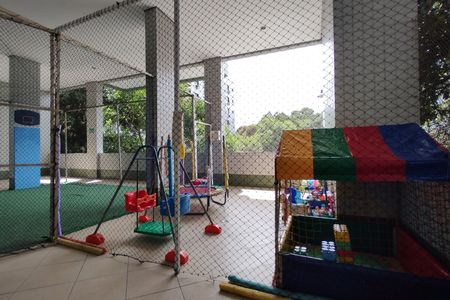 Apartamento à venda com 66m², 2 quartos e 1 vagaÁrea comum - Playground