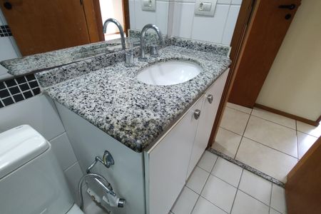 Apartamento à venda com 66m², 2 quartos e 1 vagaBanheiro da Suíte