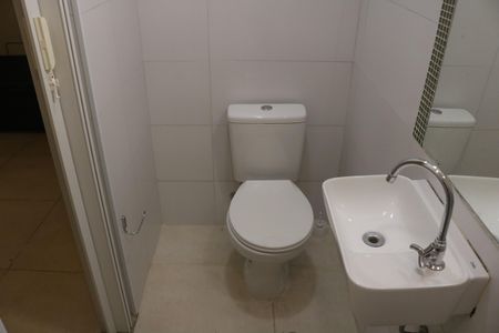 Kitnet- Banheiro de kitnet/studio para alugar com 1 quarto, 15m² em Perdizes, São Paulo