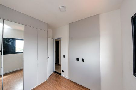Quarto 1 de apartamento para alugar com 2 quartos, 45m² em Vila Fernandes, São Paulo