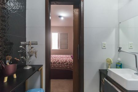 Casa para alugar com 80m², 2 quartos e 3 vagas Casa para alugar com 80m², 2 quartos e 3 vagasBanheiro da Suíte