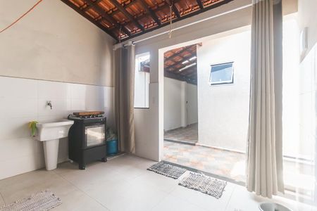 Casa para alugar com 80m², 2 quartos e 3 vagas Casa para alugar com 80m², 2 quartos e 3 vagasÁrea de Serviço