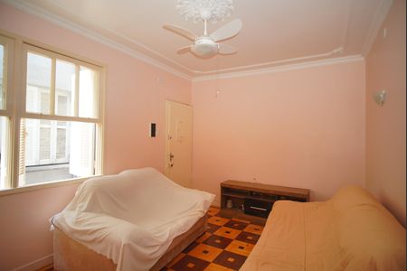 Sala de apartamento à venda com 3 quartos, 78m² em São Geraldo, Porto Alegre