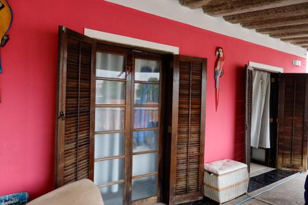Casa para alugar com 680m², 3 quartos e 8 vagasSacada