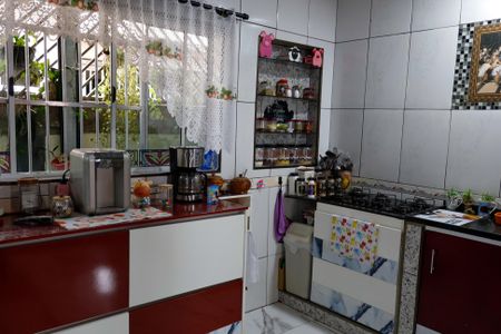 Casa para alugar com 680m², 3 quartos e 8 vagasCozinha 2