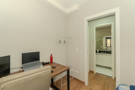 Quarto 1 de apartamento para alugar com 2 quartos, 45m² em Bela Vista, São Paulo