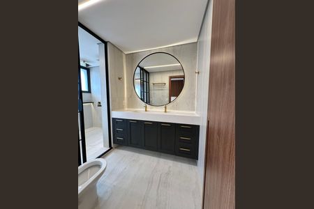 Apartamento à venda com 230m², 4 quartos e 3 vagas Apartamento à venda com 230m², 4 quartos e 3 vagasBanheiro