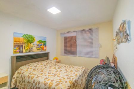 Casa à venda com 334m², 4 quartos e 2 vagas Casa à venda com 334m², 4 quartos e 2 vagasQuarto 1