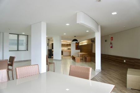 Apartamento à venda com 92m², 3 quartos e sem vagaÁrea comum - Salão de festas