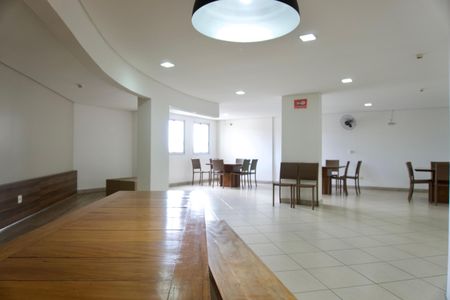 Apartamento à venda com 92m², 3 quartos e sem vagaÁrea comum - Salão de festas